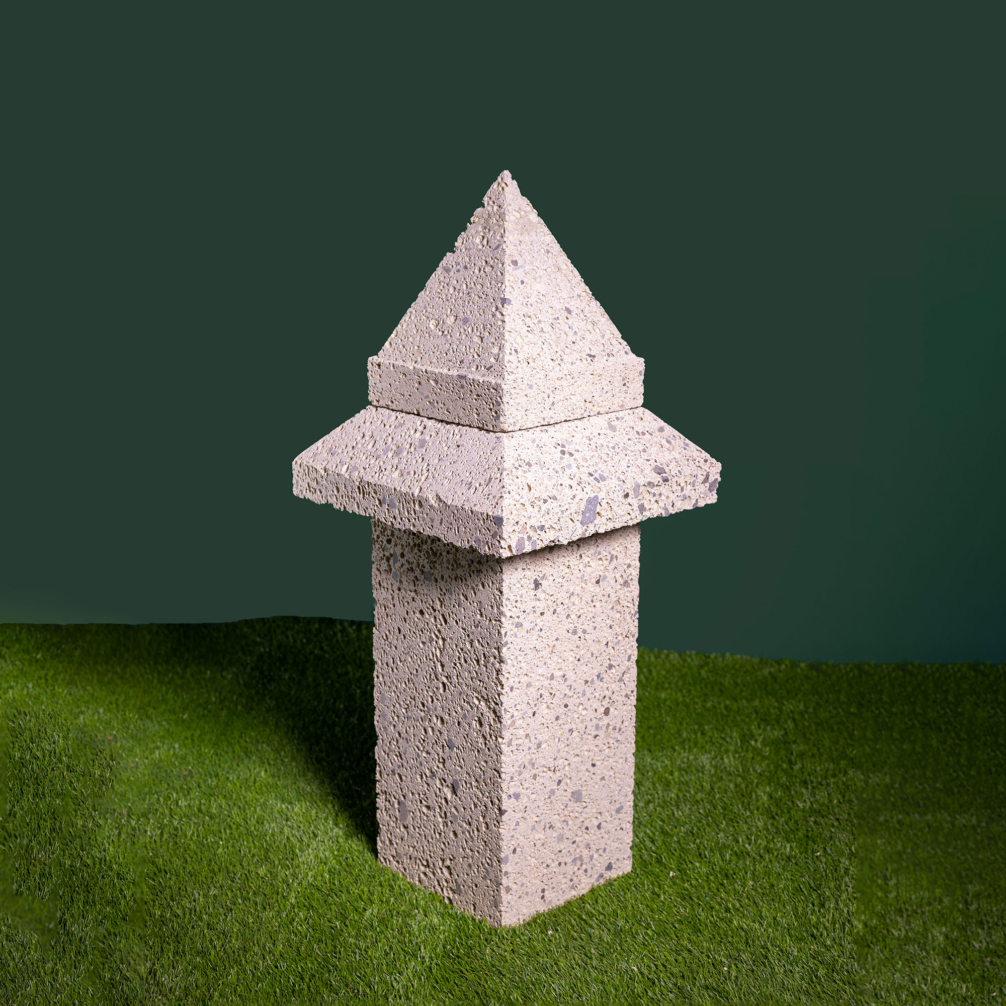 Pirámide,-pináculo-en-dos-piezas-de-piedra-natural-(7)